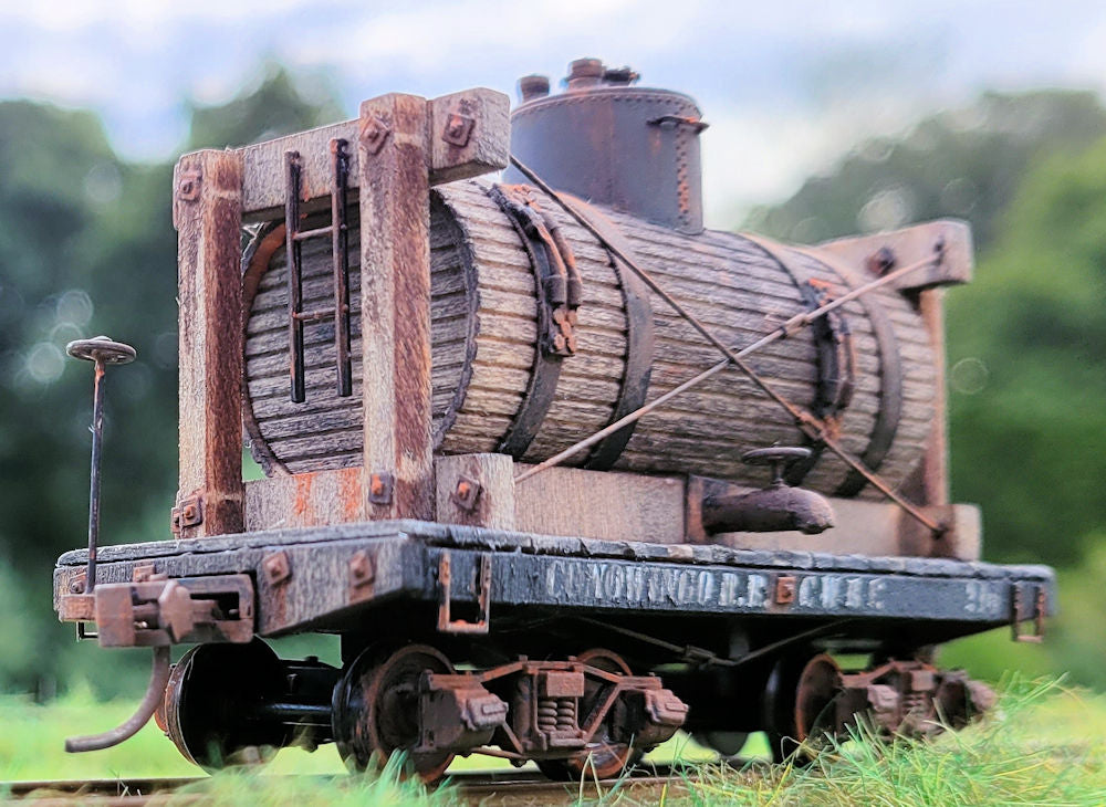 24-Foot Wood Tank Car in HO/HOn3 Scale
