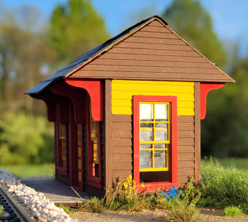 Molly's Trolly Shelter in O scale
