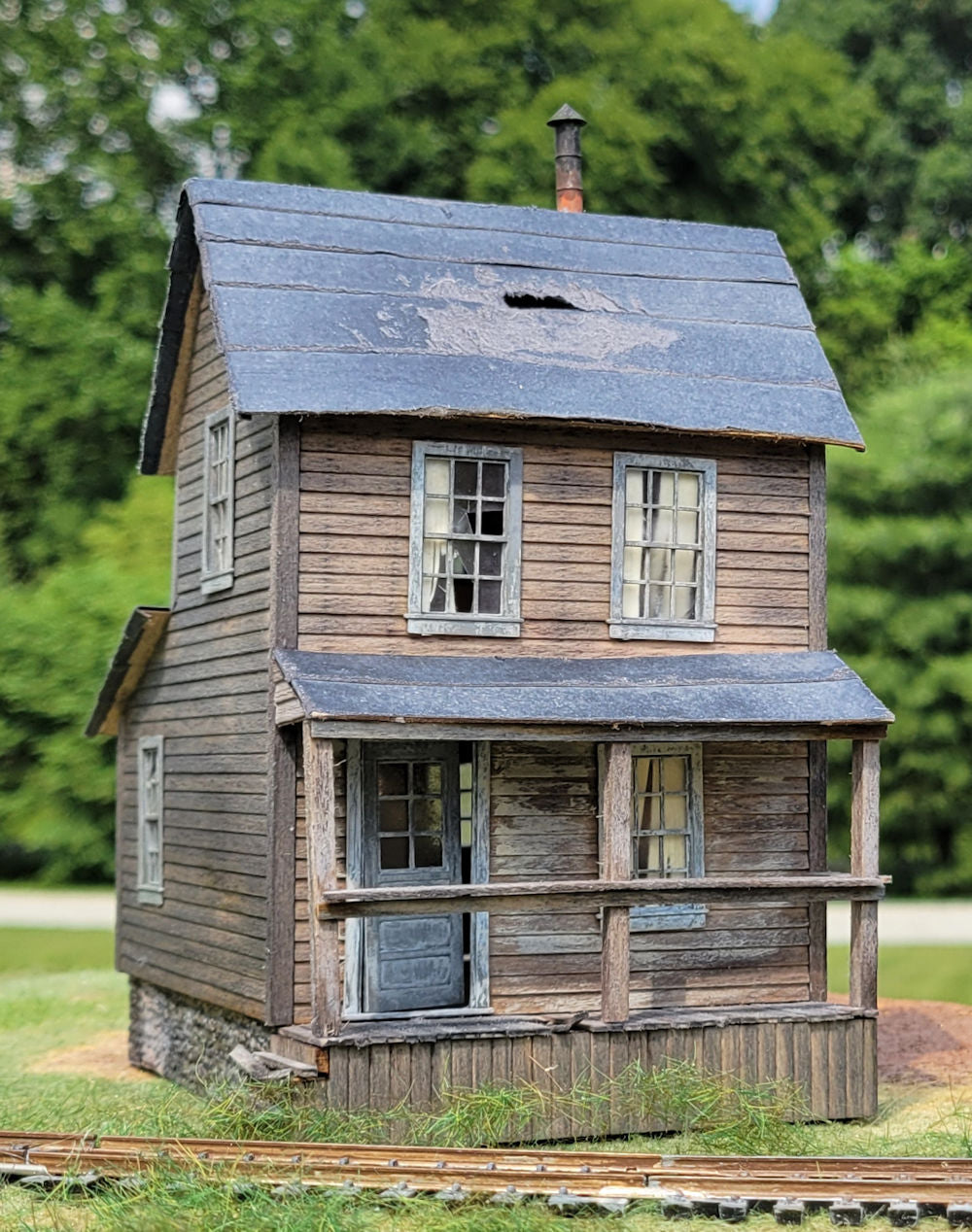 Grey Street Company House in O Scale