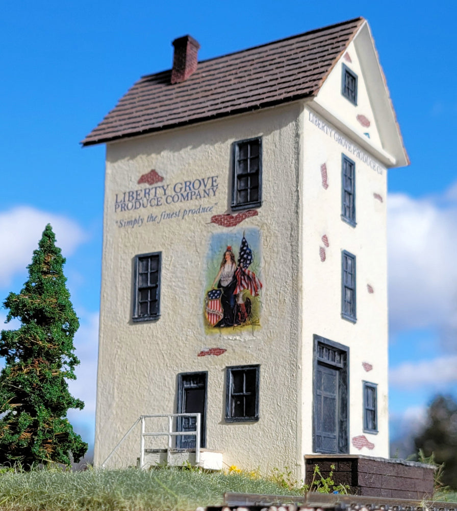 Liberty Grove Produce Company in HO scale