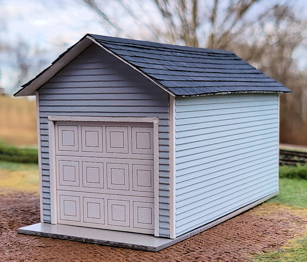 Single Car Garage in O Scale