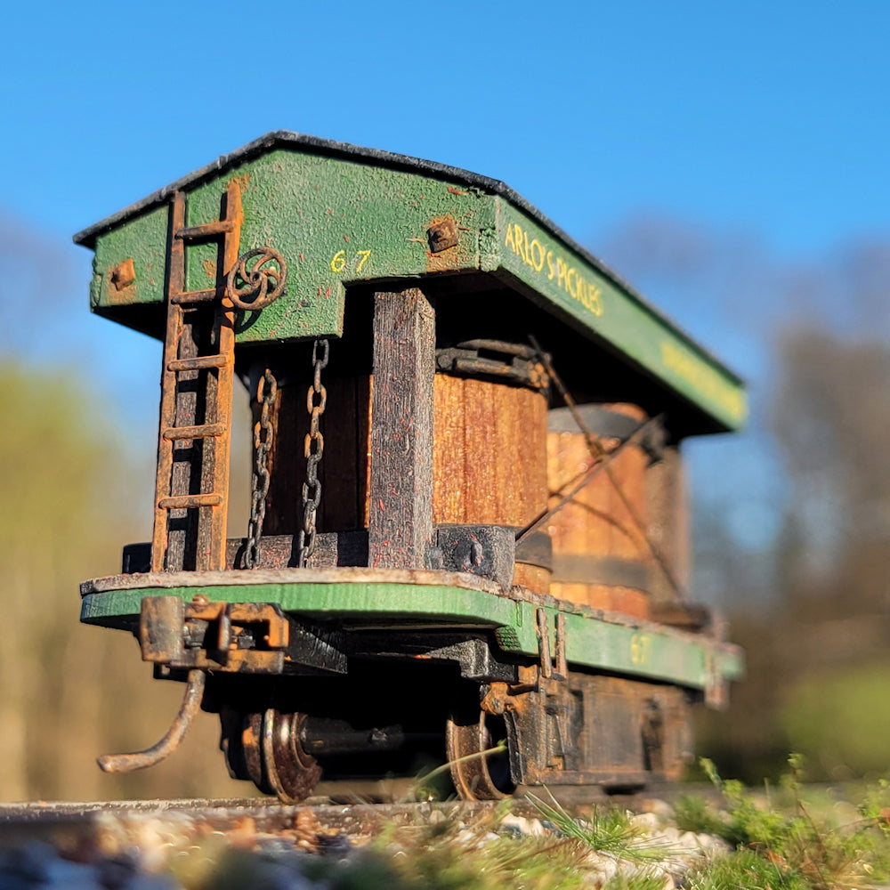 Bobber Pickle Car in HO Scale