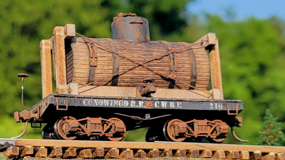 24-Foot Wood Tank Car in HO/HOn3 Scale