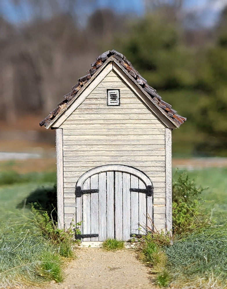 Nottingham Carriage House in HO scale