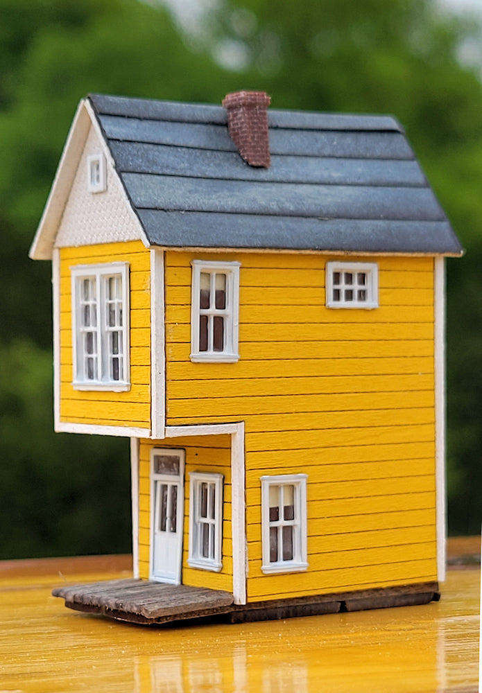 Tenth Avenue House in N Scale